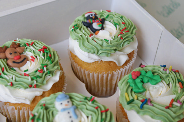 Xmas Wreath Character Cupcakes